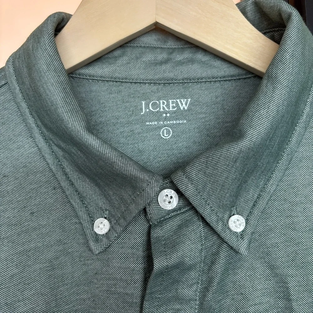 J CREW men’s button up shirt green Size Large preppy Casual business‎ office